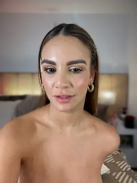 Lia_Brooks webcam