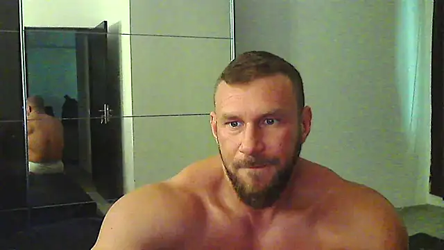 muscularkevin webcam