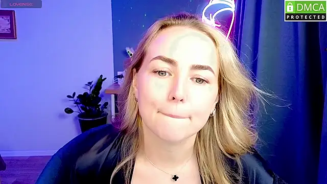 Mira_Mermayd webcam