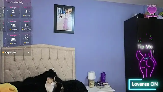 stephania_t webcam