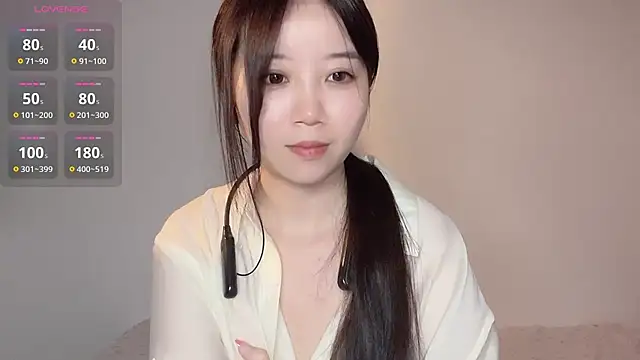 77-Vicky webcam