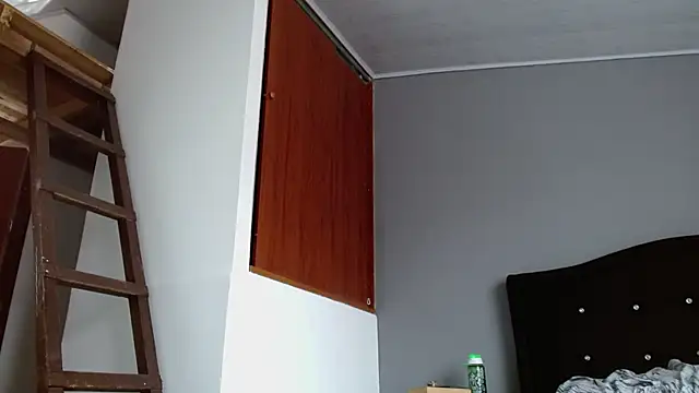 Emilia_1995 webcam