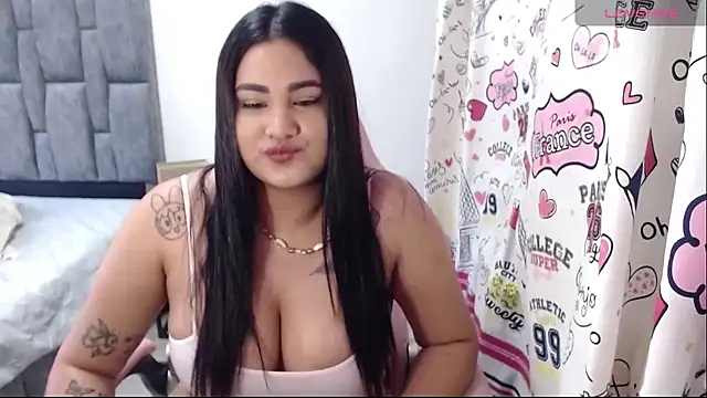 Alicelunaa webcam