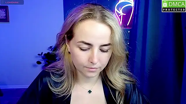 Mira_Mermayd webcam