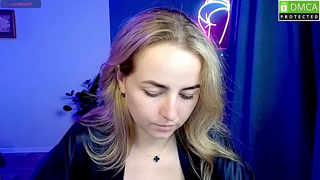 Mira_Mermayd webcam