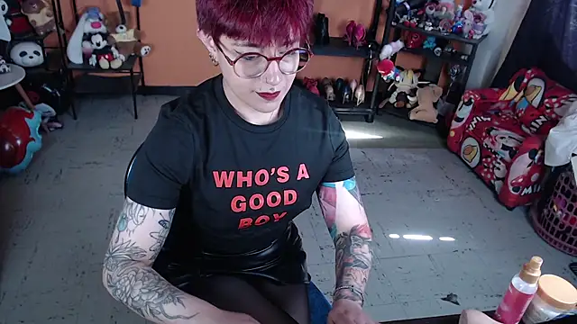 MissMiia2 webcam