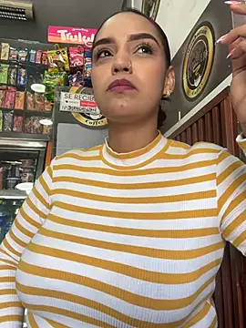 Sara-77 webcam