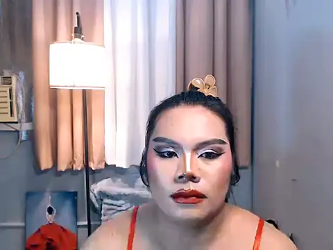 TSbrianaHugeCock webcam