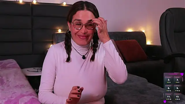 kathieandpovcock1 webcam