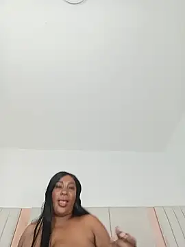 MadameEbony webcam