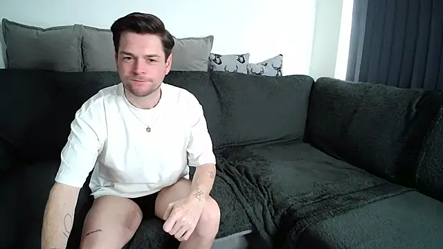 twotwinkhusbandss webcam