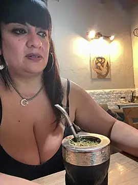 Sensualmente333 webcam
