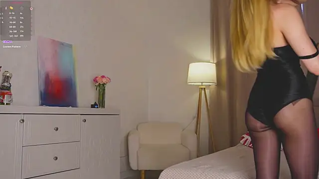 Tasha_Miu webcam