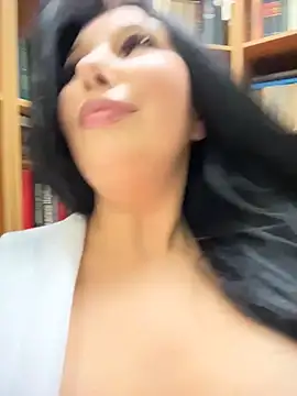 Tisha_Busty webcam