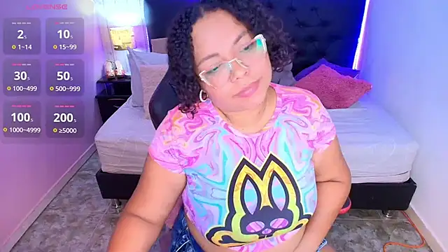 Italyy__boobs webcam