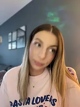 Mia_Ethan webcam