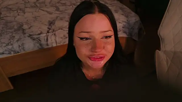 LisaaLiss webcam
