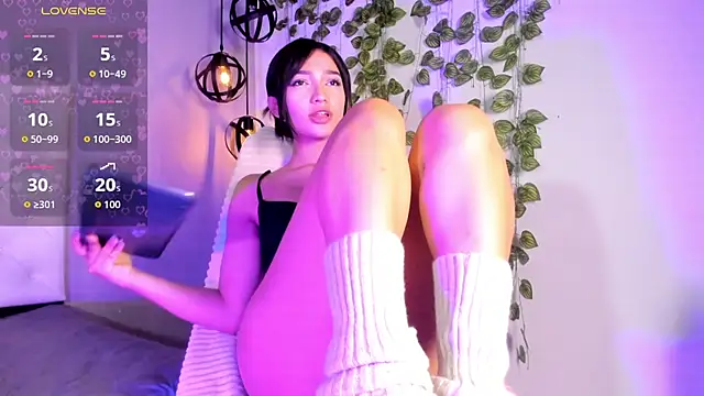 Nicollee_Heart webcam
