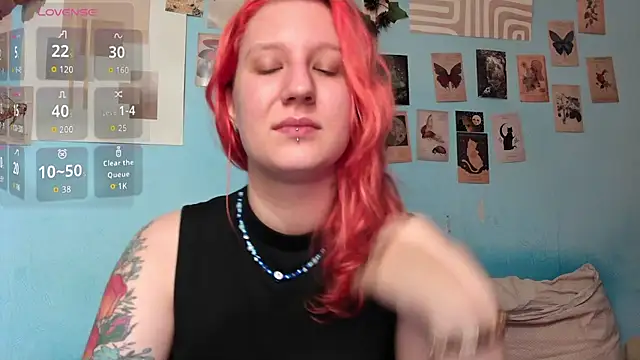 Hailey_Foxy webcam