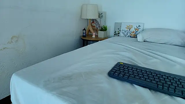 elizawiliamst webcam
