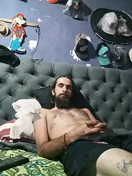 hairy_mannn webcam