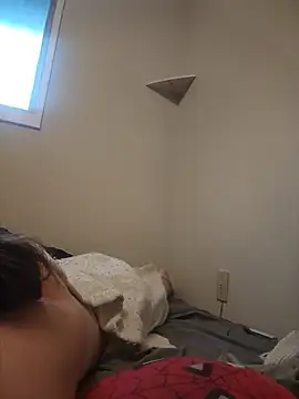 LilWhyteBoiGamer webcam