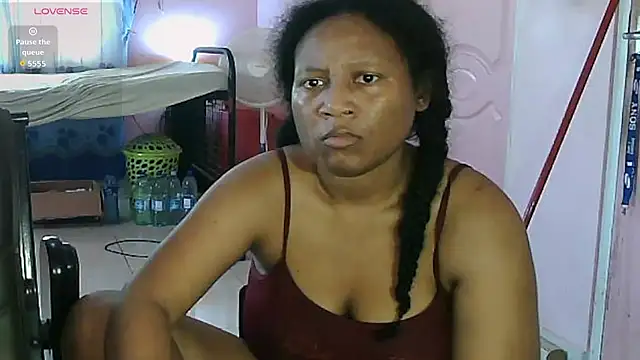 Eirondra_valeen webcam