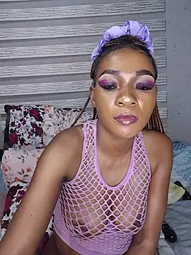 QUEENASHxXx webcam
