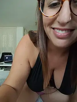 Maya_Brooke webcam
