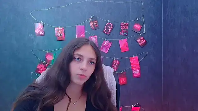 KissMeJulia webcam