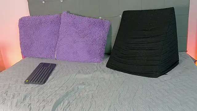 Eros_Lux webcam