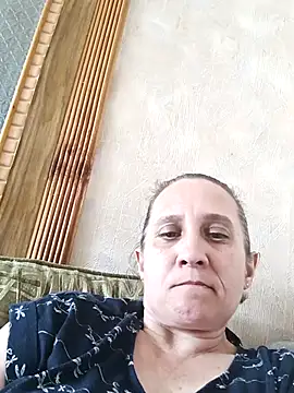 KatieLove133 webcam