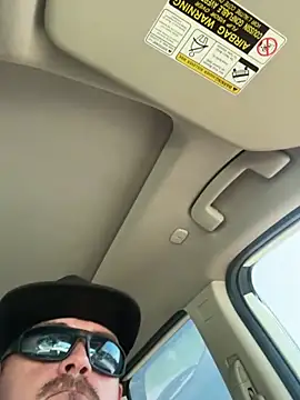 Daddy69DeepthroatPrincess webcam