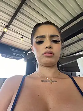 BustyAngelXXX webcam