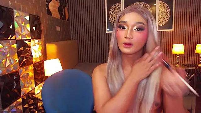 MeatyCockAkira webcam