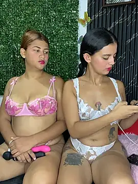 IsabellaRous_Oficiall webcam