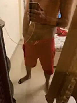 punishXL webcam
