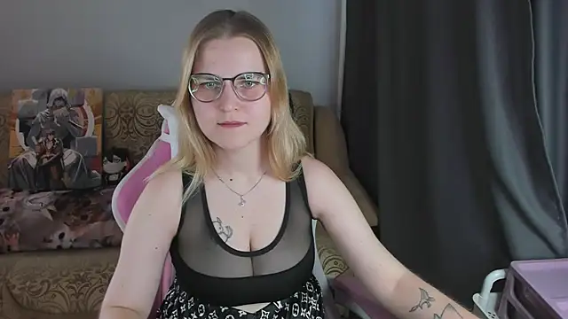MissBrightShine webcam