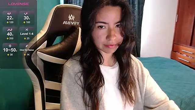 alice_middlee