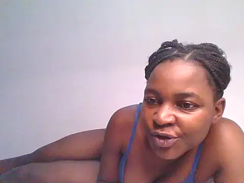 cum_queen254 webcam