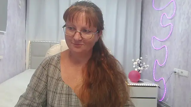 VanessaHotts webcam