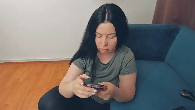 BrilliantGirll webcam