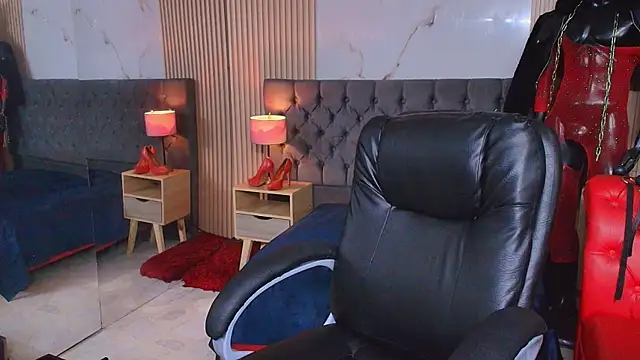 Juliet_Nasty webcam