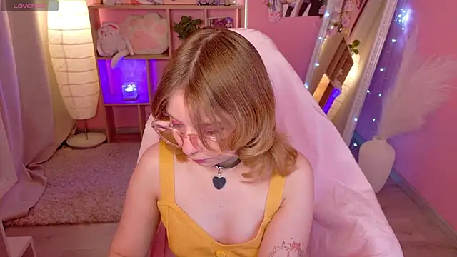Coconut_Mia webcam