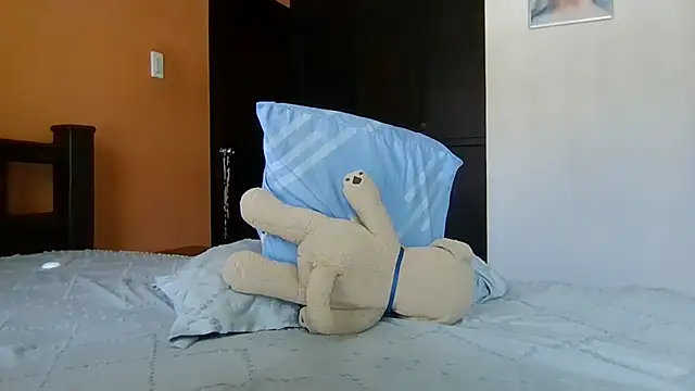 CELESSTESeductora webcam