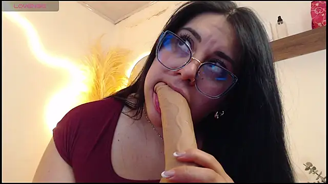 Sofi_BBW webcam