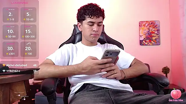 Alancum7 live cam on StripChat