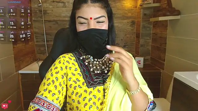 Iniya_Parul webcam