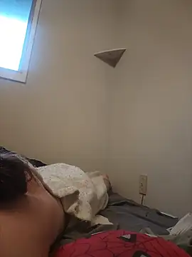 LilWhyteBoiGamer webcam