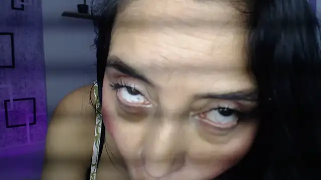 samanta_xi webcam